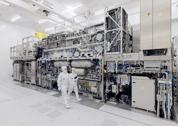 ASML semiconductor manufacturing equipment - How ASML, a Key Supplier to the Chip Industry, Is Navigating ...